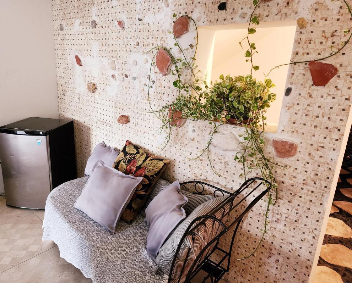 Perle Stone Studio- Bed And Breakfast 辛普森湾 外观 照片